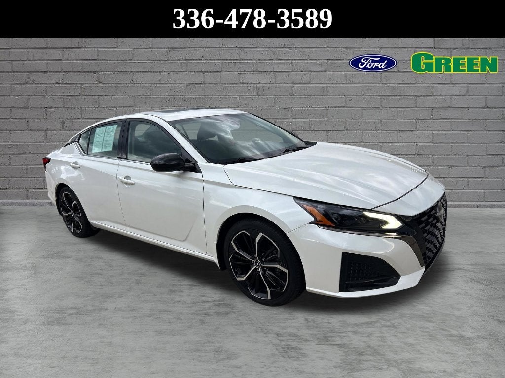 2023 Nissan Altima 2.5 SR