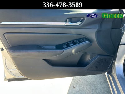 2025 Nissan Altima 2.5 SR