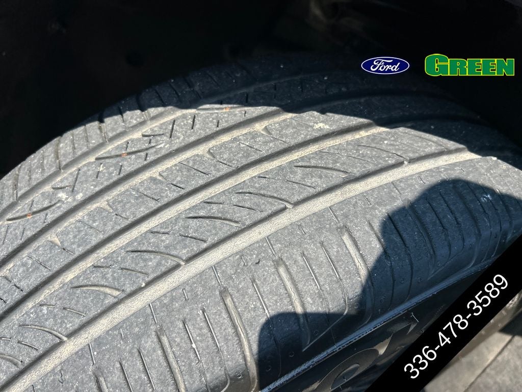 2023 Ford Edge SE