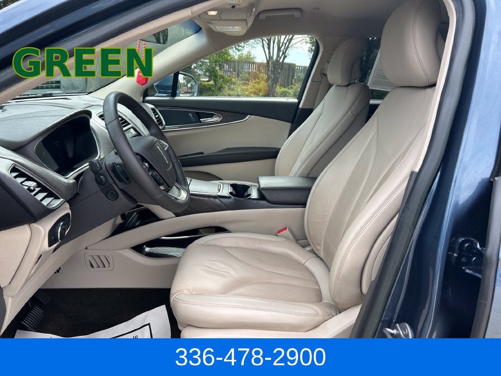 2019 Lincoln Nautilus Select