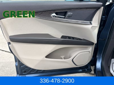 2019 Lincoln Nautilus Select