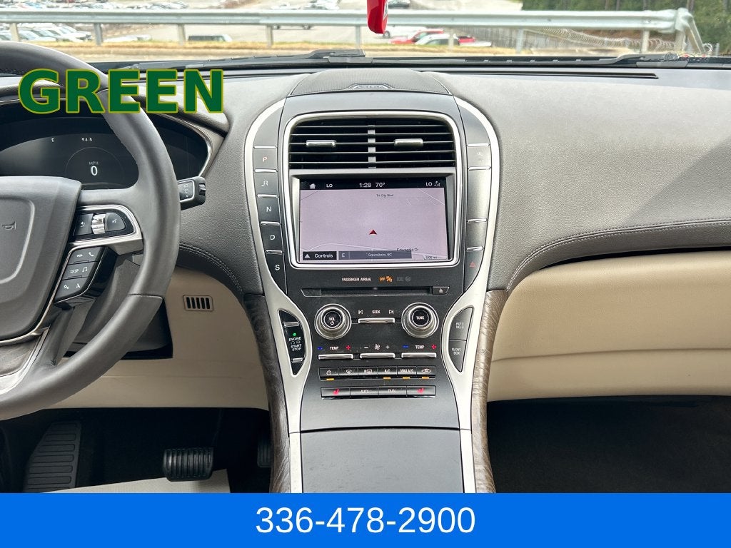 2019 Lincoln Nautilus Select
