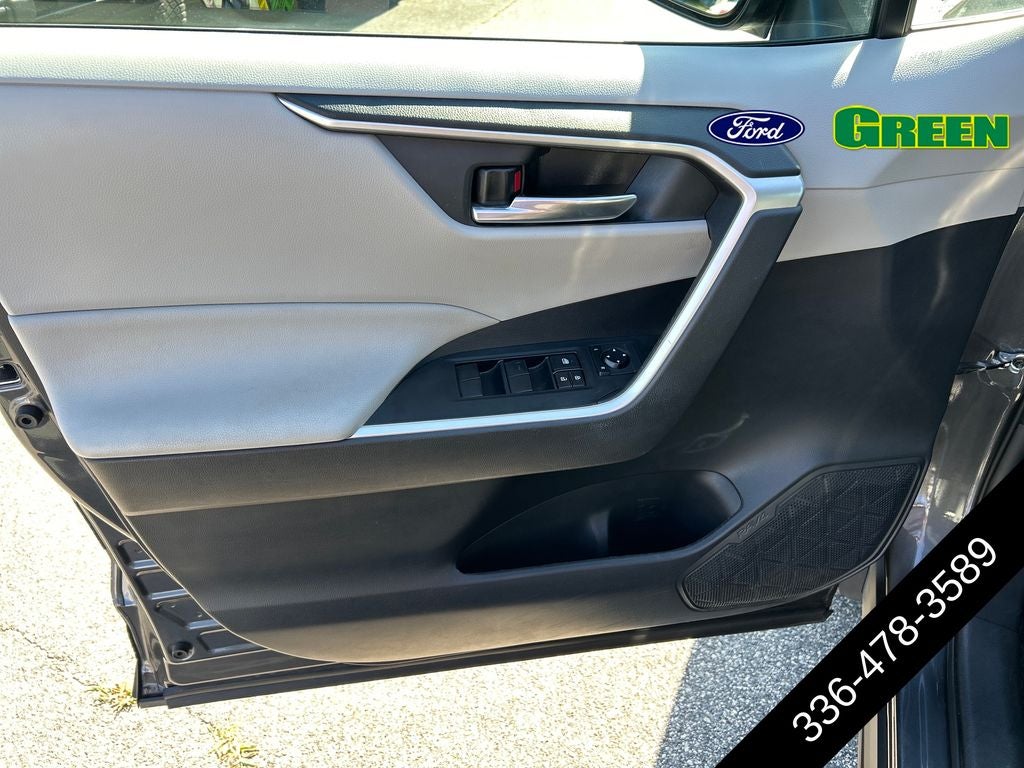 2020 Toyota RAV4 Hybrid XLE