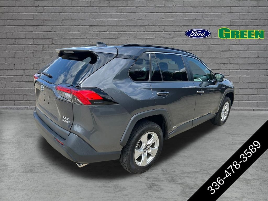 2020 Toyota RAV4 Hybrid XLE