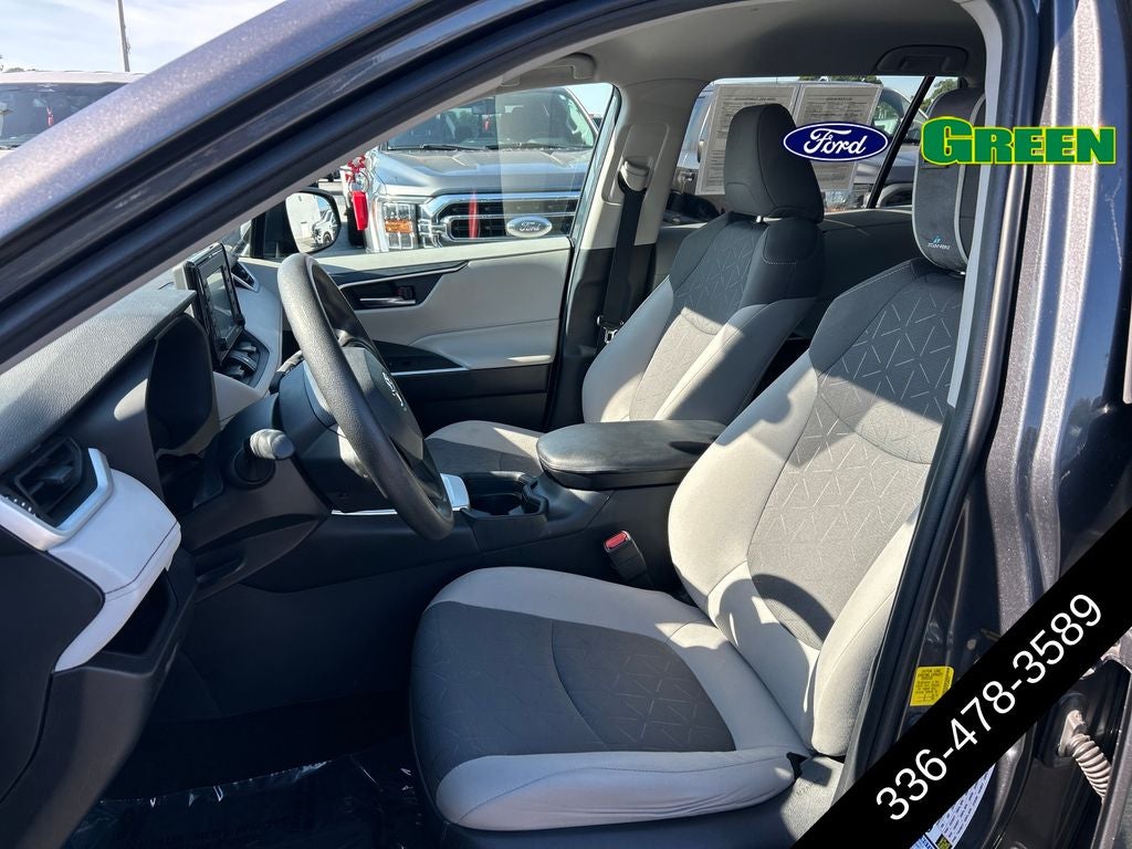 2020 Toyota RAV4 Hybrid XLE