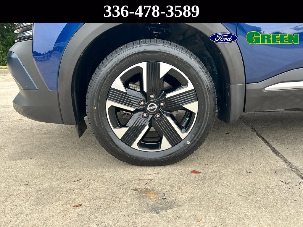 2025 Nissan Kicks SV
