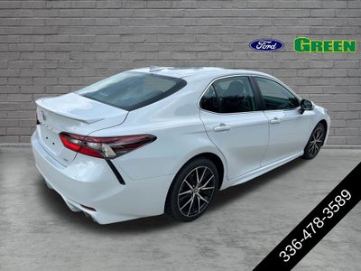 2024 Toyota Camry SE