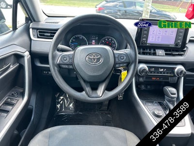 2022 Toyota RAV4 Hybrid LE