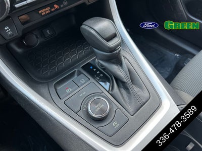 2022 Toyota RAV4 Hybrid LE