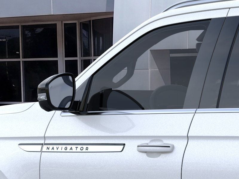 2026 Lincoln Navigator Premiere