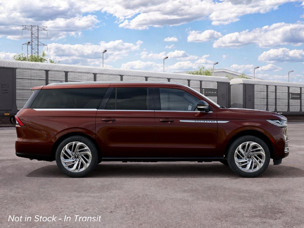 2027 Lincoln Navigator L Reserve