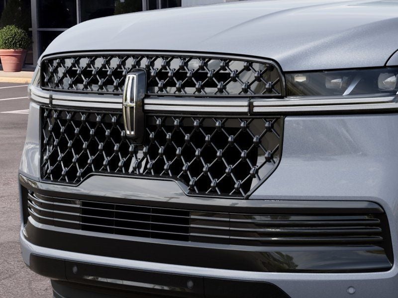 2027 Lincoln Navigator L Reserve