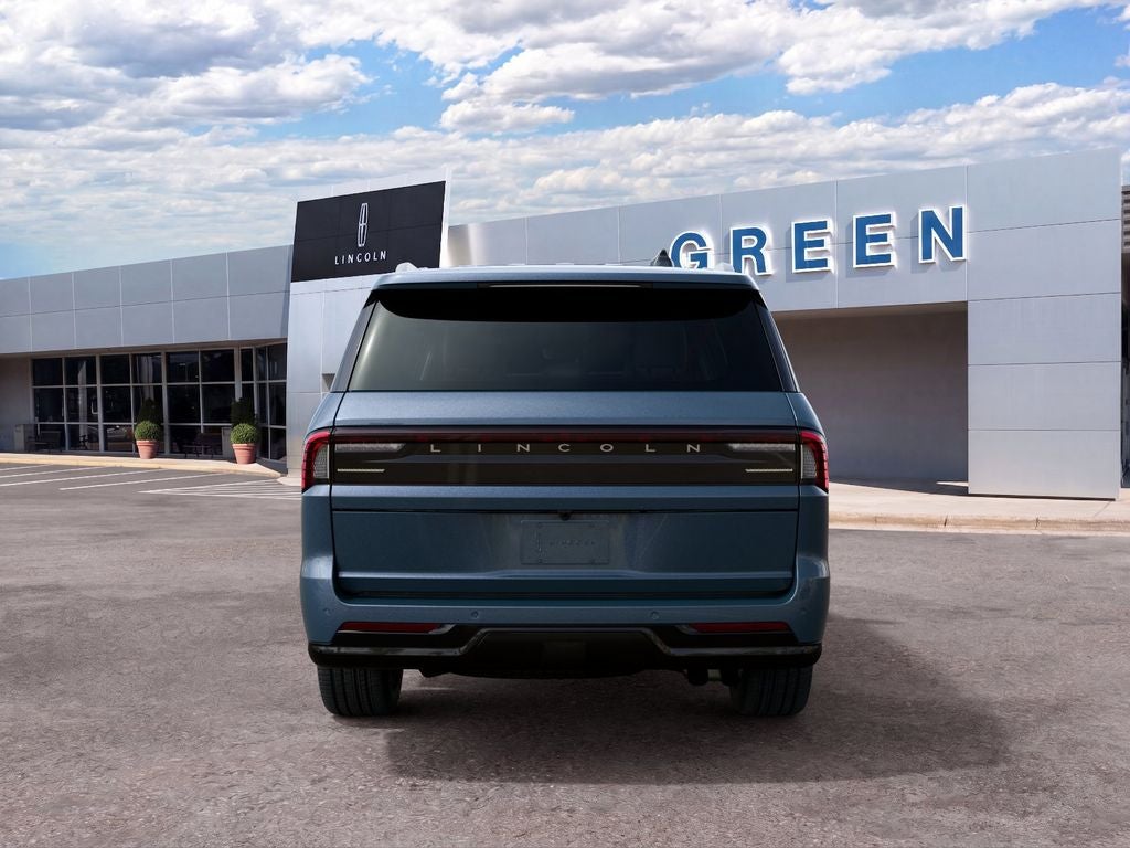 2027 Lincoln Navigator L Premiere