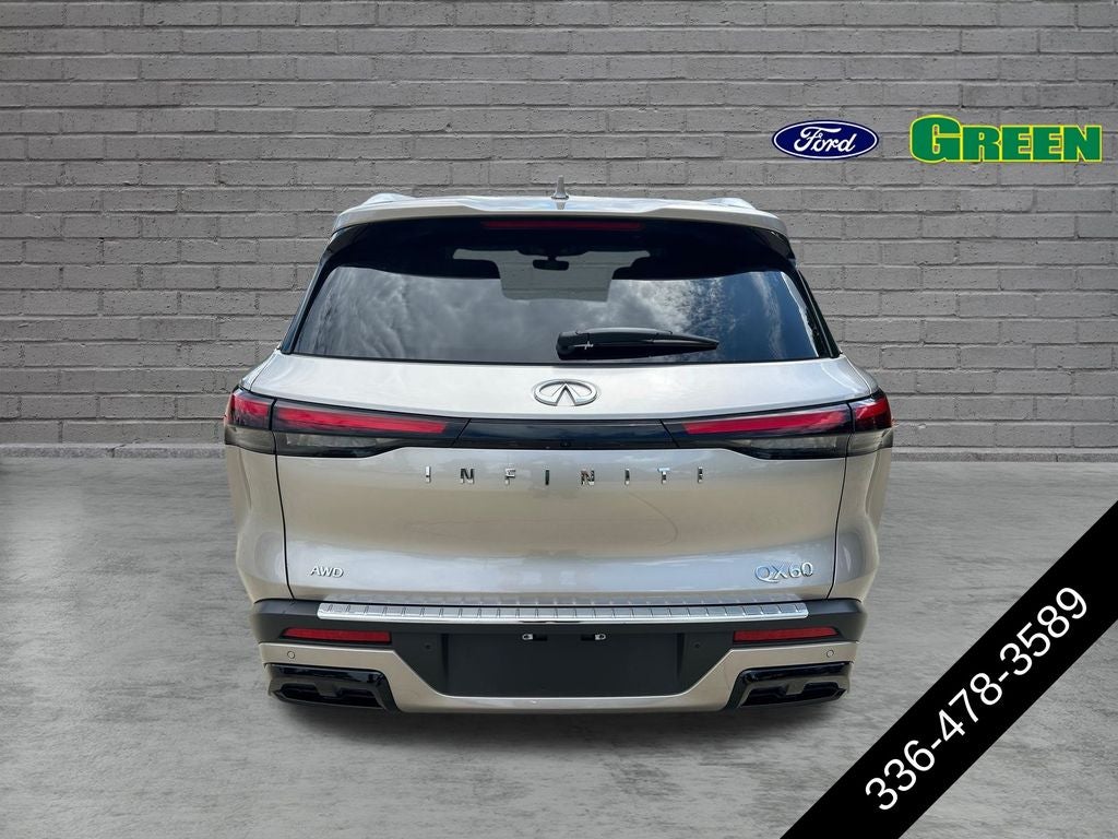 2023 INFINITI QX60 LUXE