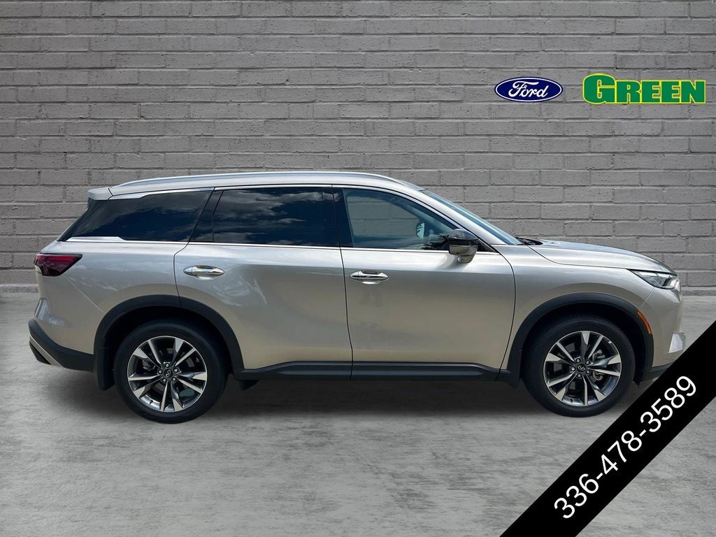 2023 INFINITI QX60 LUXE