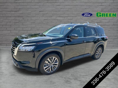 2024 Nissan Pathfinder SL