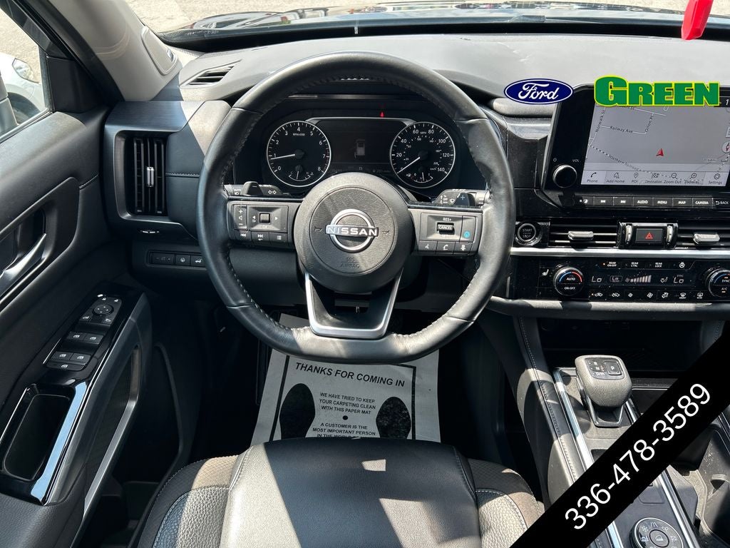 2024 Nissan Pathfinder SL