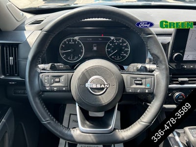 2024 Nissan Pathfinder SL