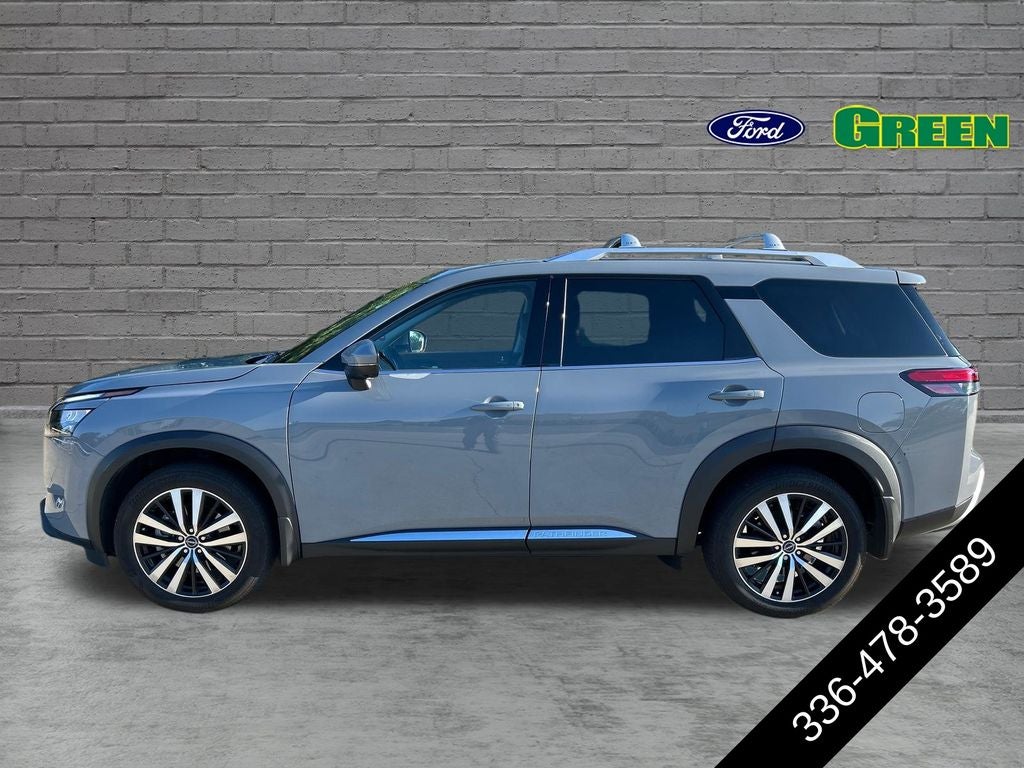2025 Nissan Pathfinder Platinum