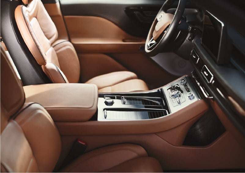 A 2023 Lincoln Aviator® Black Label model is shown in the Flight interior theme | Green Lincoln in Greensboro NC