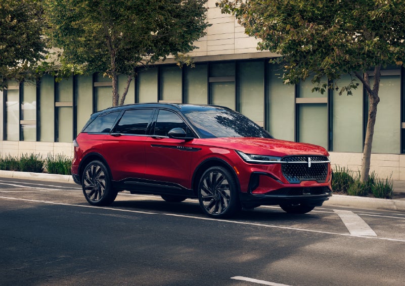 2026 Lincoln Nautilus® SUV with the available Jet Appearance Package and Hybrid transmission. | Green Lincoln in Greensboro NC