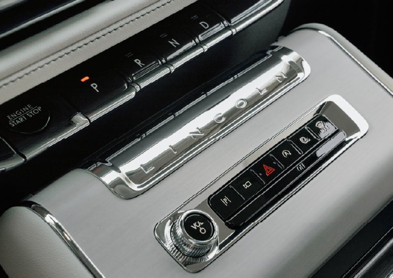 The piano key gear selector of a 2027 Lincoln Aviator® Back Label™ SUV. | Green Lincoln in Greensboro NC